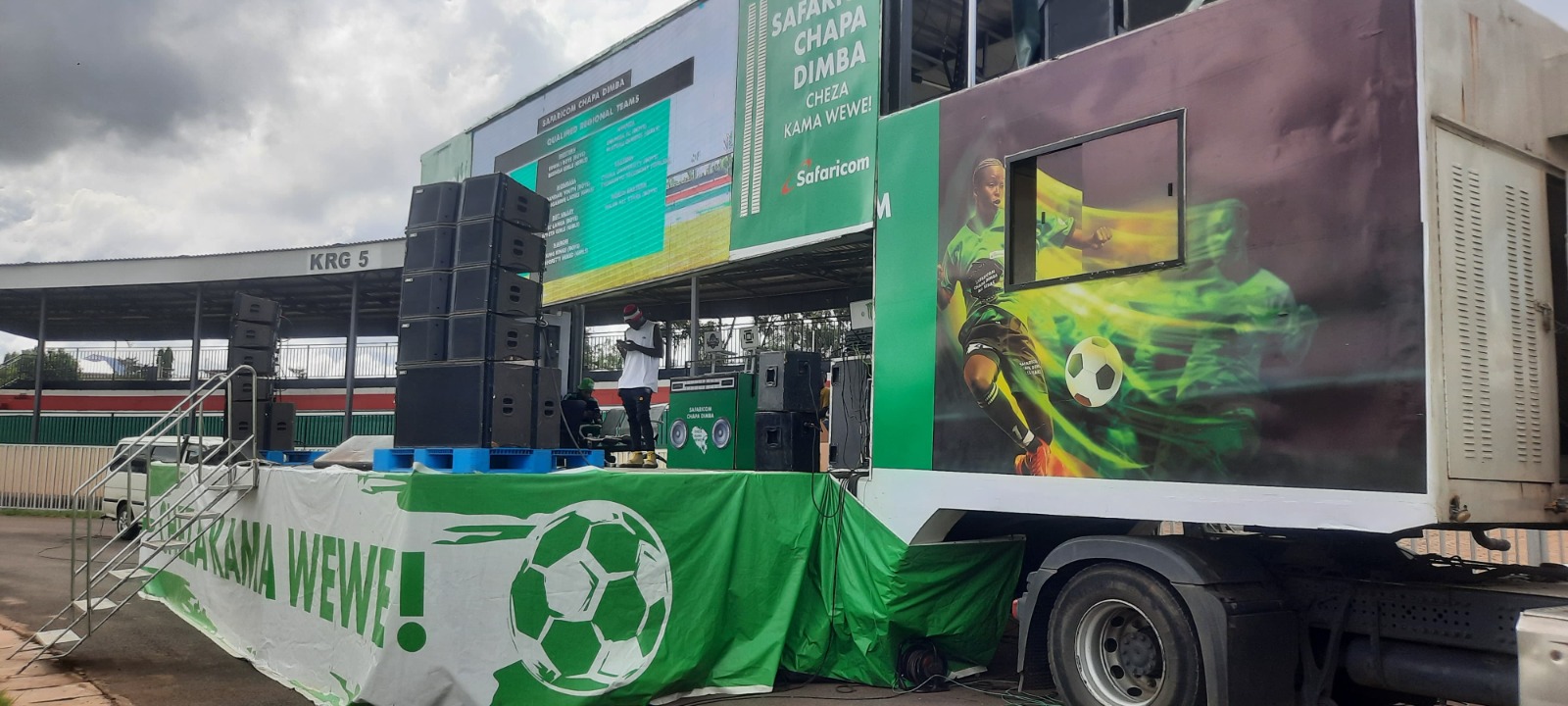 40ft Mobile Hydraulic Stage hydraulic stage truck in Kenya